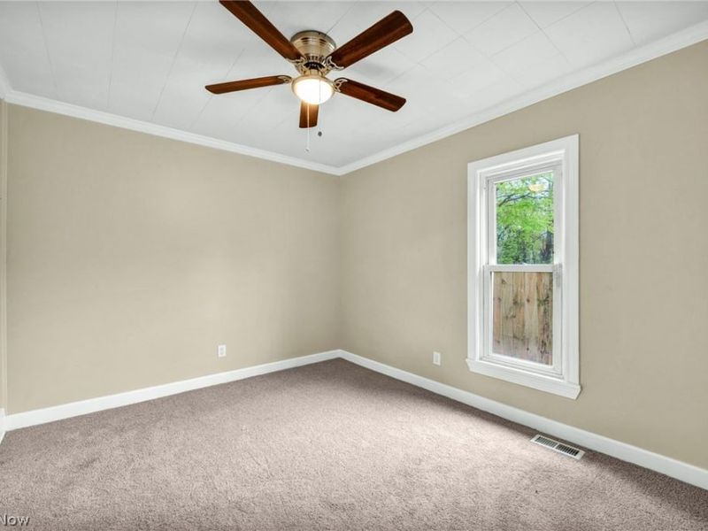 724 W 33rd Street, Ashtabula, OH 44004 Photo 14