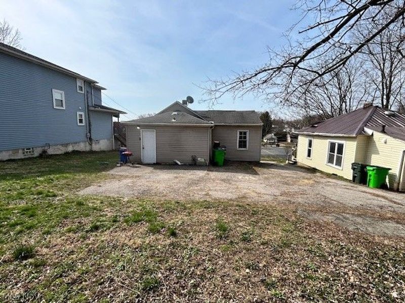 155 Fernwood Avenue , Barberton, OH 44203 Photo 3