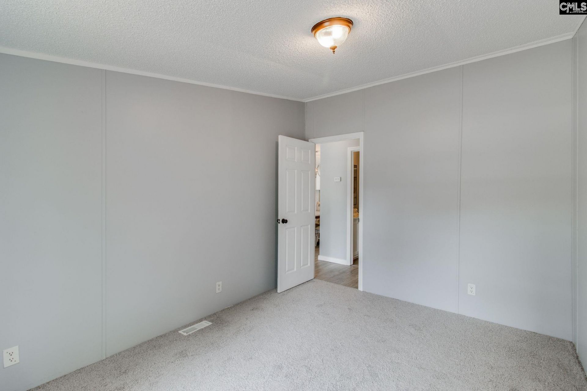 720 Woodtrail Drive  Photo 19