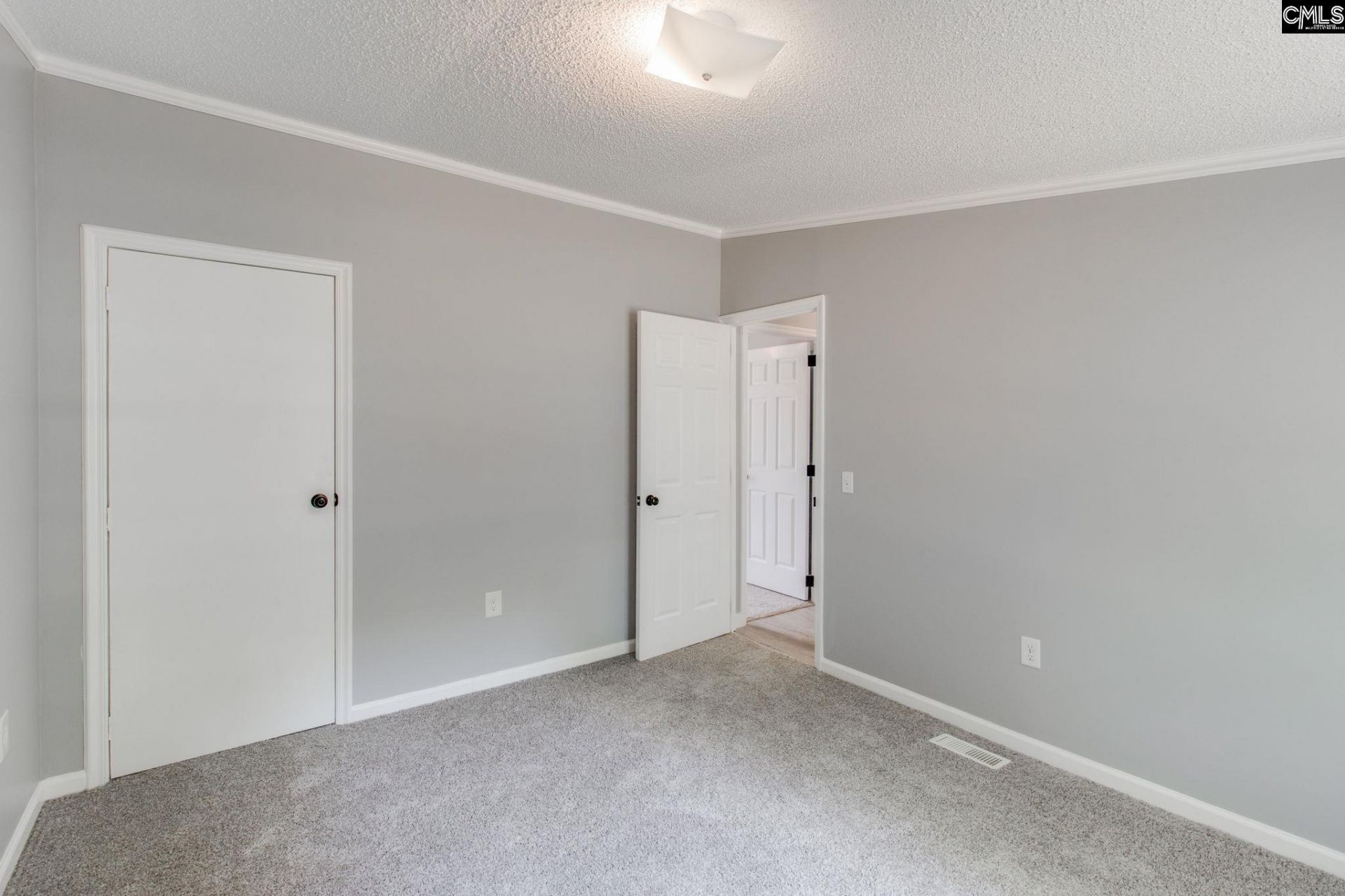 720 Woodtrail Drive  Photo 22