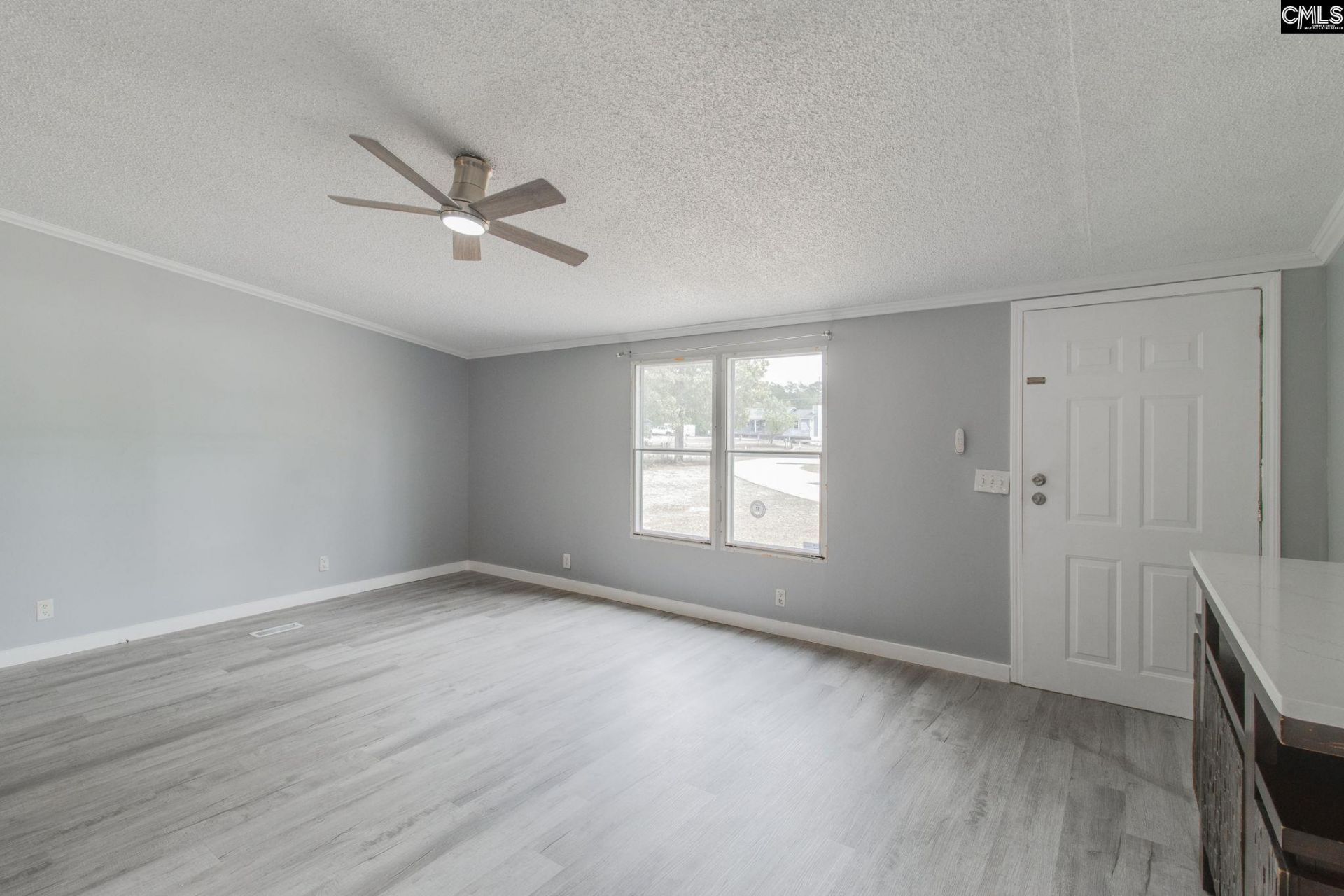 720 Woodtrail Drive  Photo 7