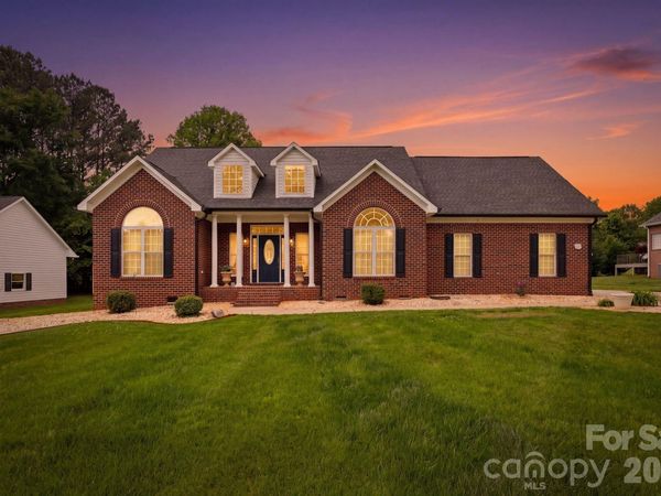 169 Sagemore Road, Mooresville, NC 28117