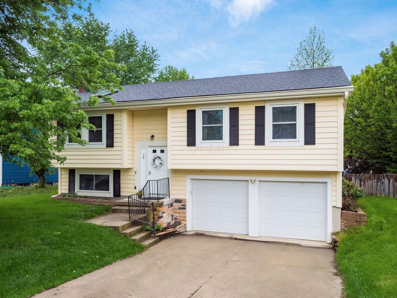 24 Ridgedale Court, Powell, OH 43065 Photo 2
