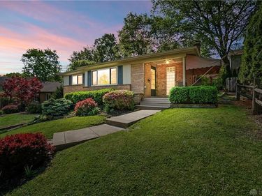 2799 Losantiridge Avenue, Cincinnati, OH 45213