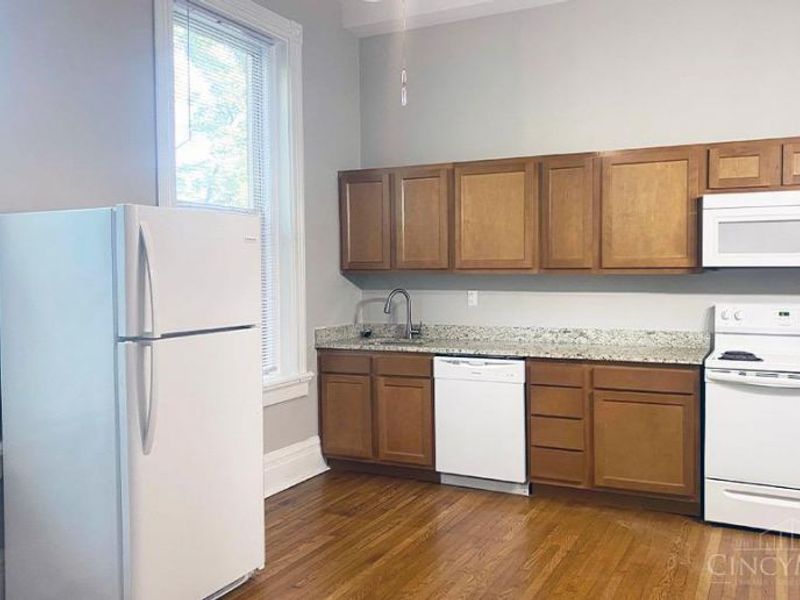 2219 Ohio Avenue, Cincinnati, OH 45219 Photo 6
