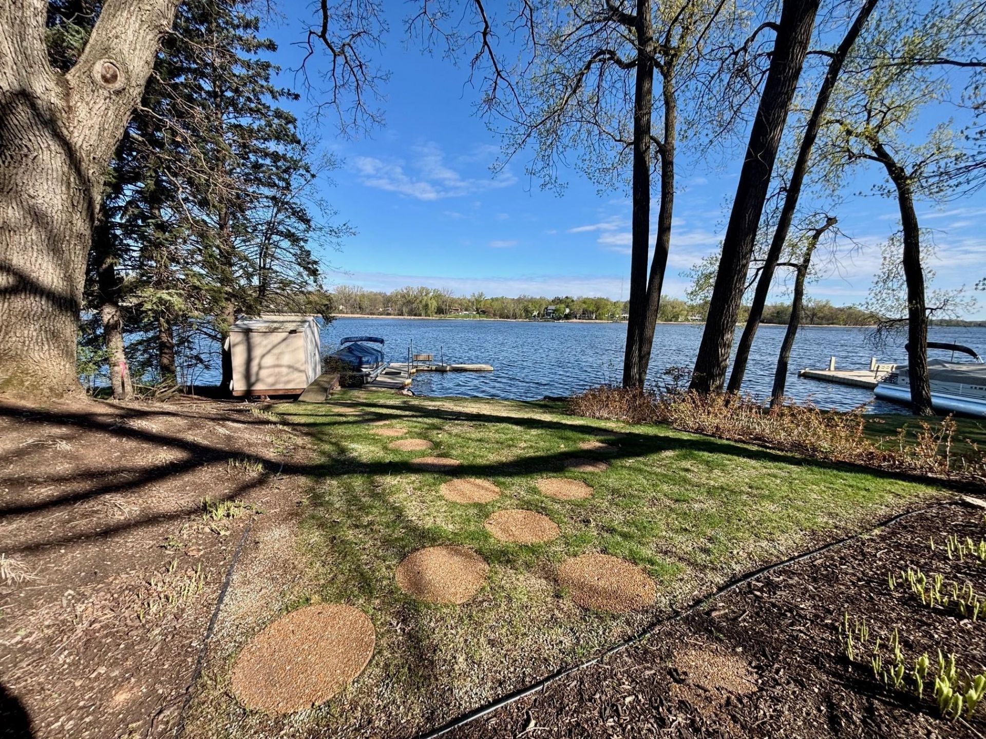 799 Heinel Drive , Roseville, MN 55113