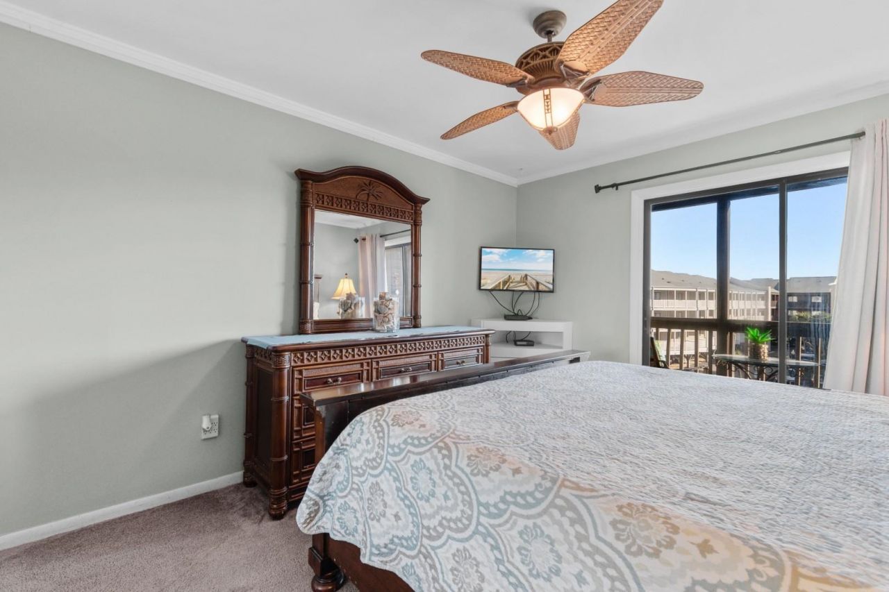 207 N Ocean Blvd. Photo 16