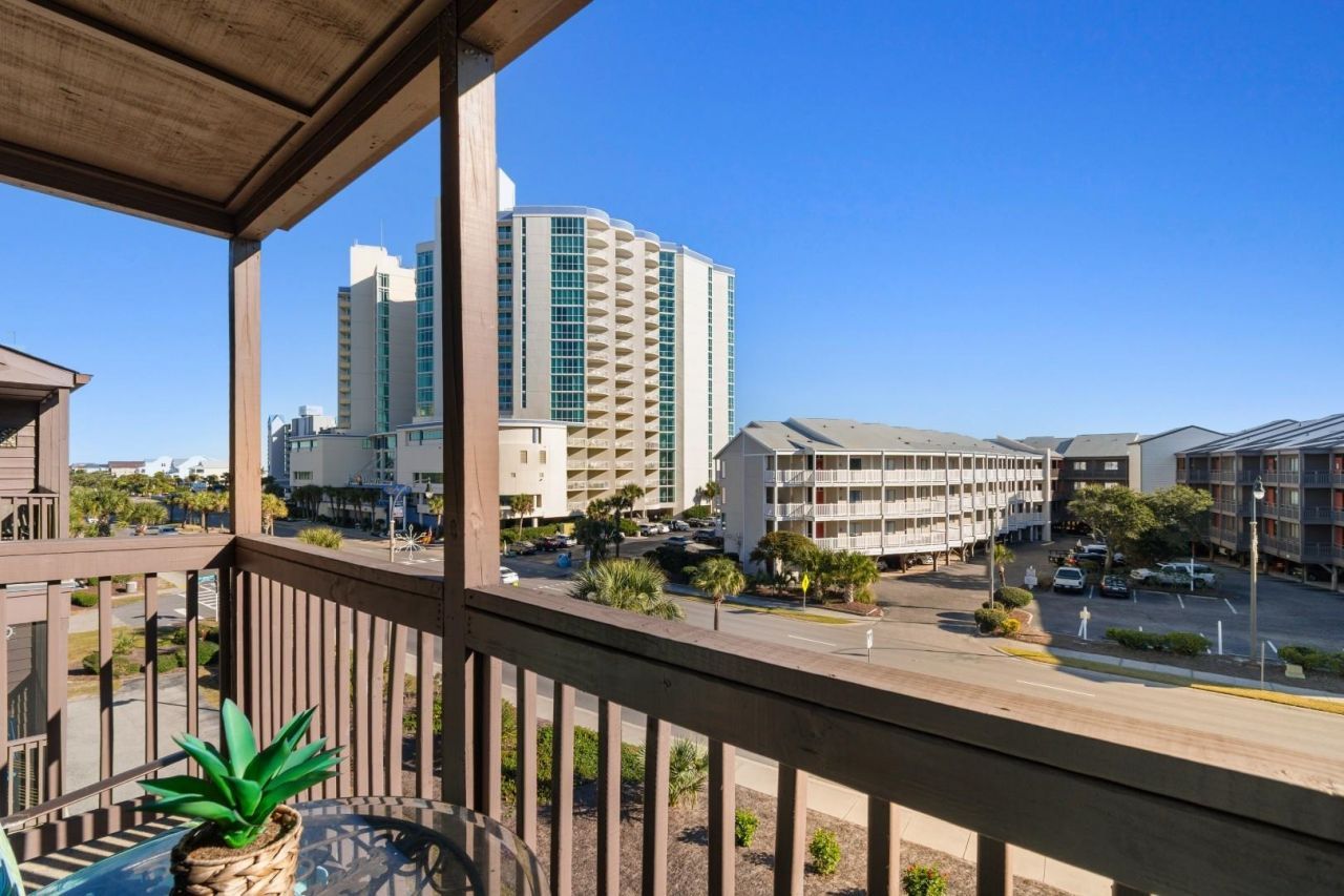 207 N Ocean Blvd. Photo 19