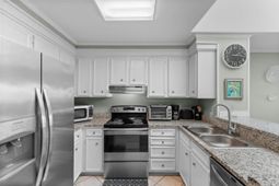 207 N Ocean Blvd. photo 4