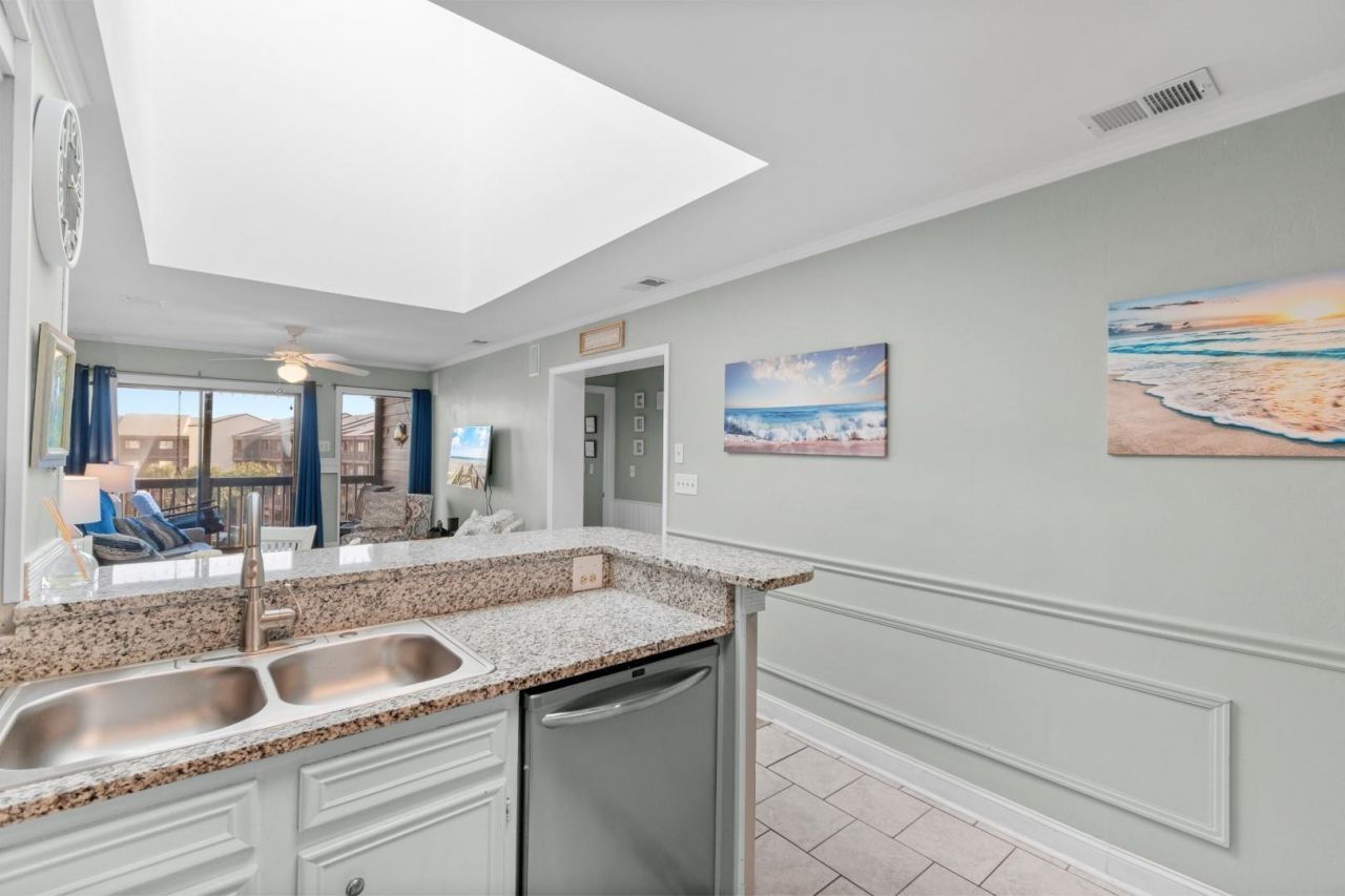 207 N Ocean Blvd. Photo 6