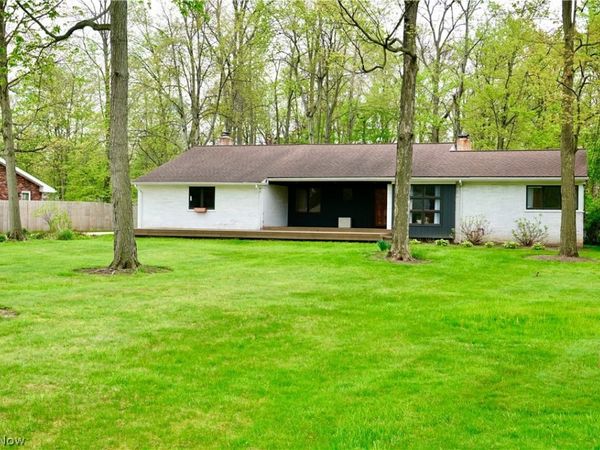 6842 Metro Park Drive , Mayfield Village, OH 44143