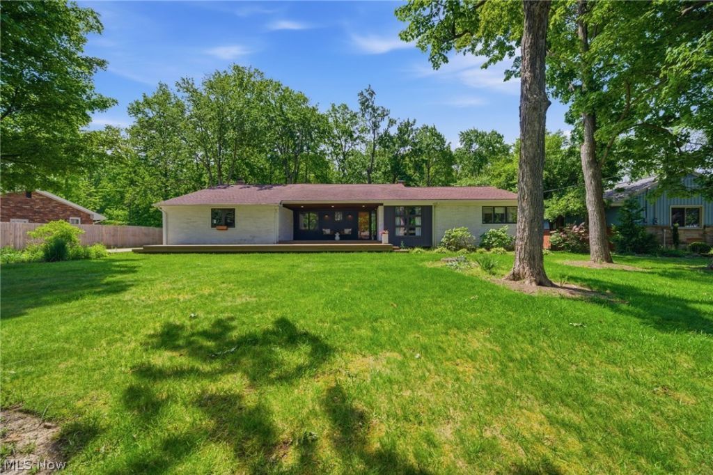 6842 Metro Park Drive, Mayfield Village, OH 44143 Main Photo