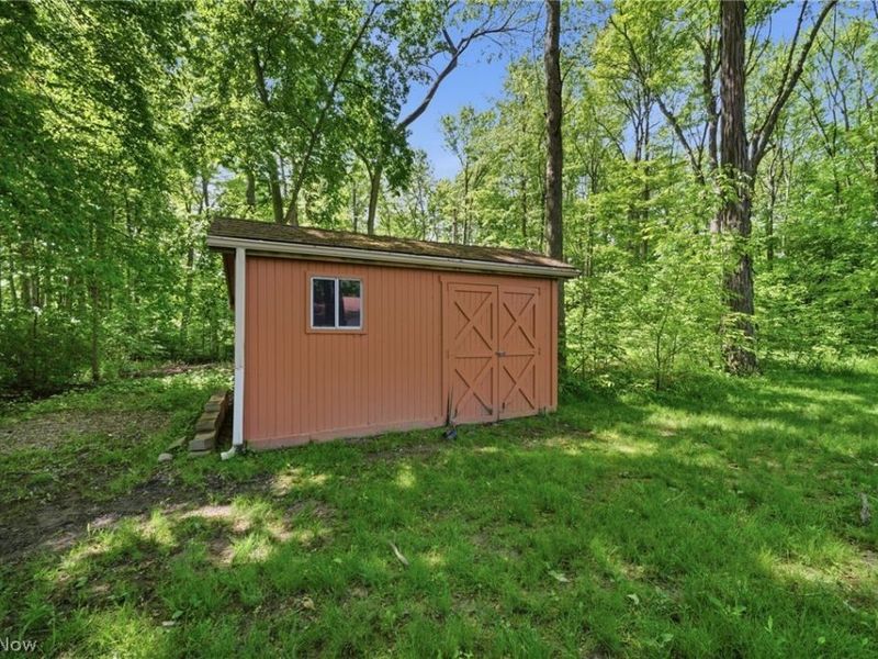 6842 Metro Park Drive, Mayfield Village, OH 44143 Photo 10