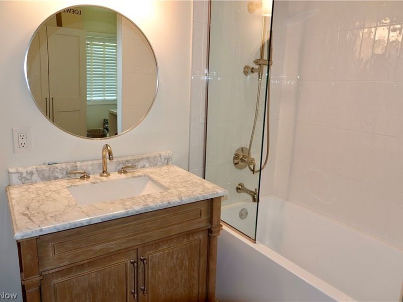 6842 Metro Park Drive , Mayfield Village, OH 44143 Photo 25