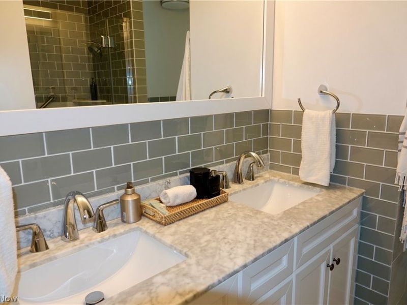 6842 Metro Park Drive, Mayfield Village, OH 44143 Photo 34