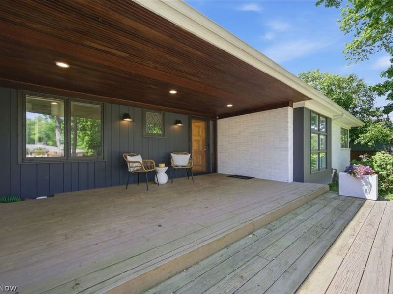 6842 Metro Park Drive, Mayfield Village, OH 44143 Photo 4