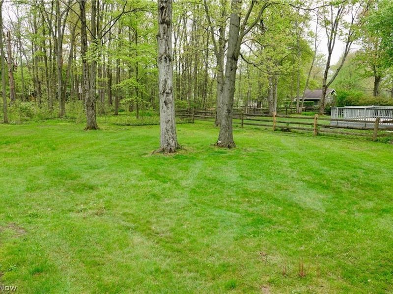 6842 Metro Park Drive, Mayfield Village, OH 44143 Photo 8