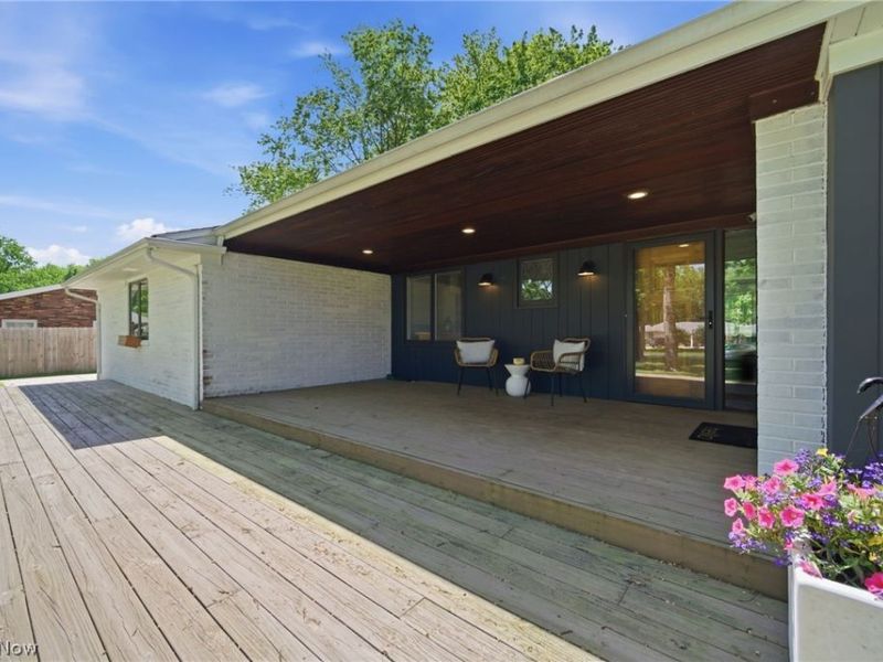 6842 Metro Park Drive, Mayfield Village, OH 44143 Photo 9