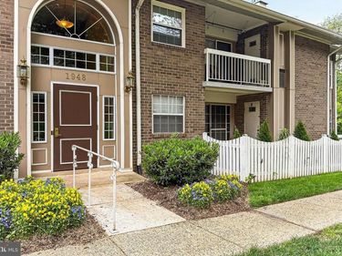 1948 KENNEDY DRIVE, Unit 203, MCLEAN, VA 22102