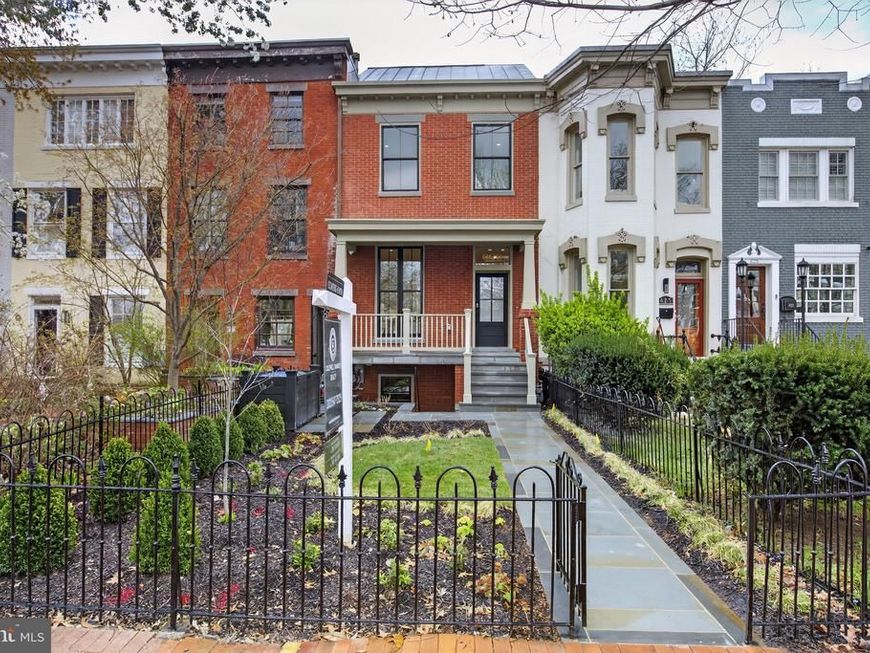 629 South Carolina Avenue Se, Washington, DC 20003 Main Photo