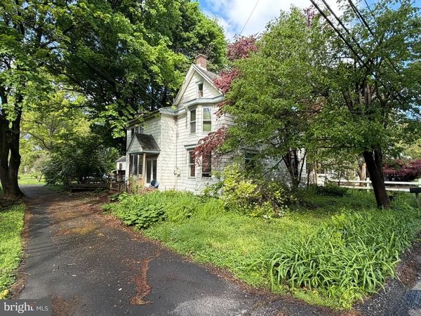 820 S YORK STREET, MECHANICSBURG, PA 17055