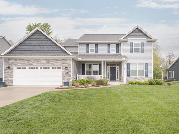 114 Valley Hall Drive , Perrysburg, OH 43551