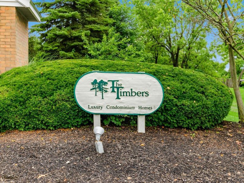 195 Timbers Drive , Columbus, OH 43230 Photo 11