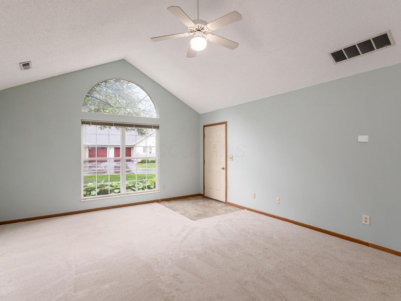 195 Timbers Drive , Columbus, OH 43230 Photo 22