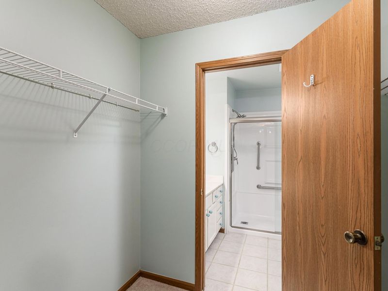 195 Timbers Drive , Columbus, OH 43230 Photo 33