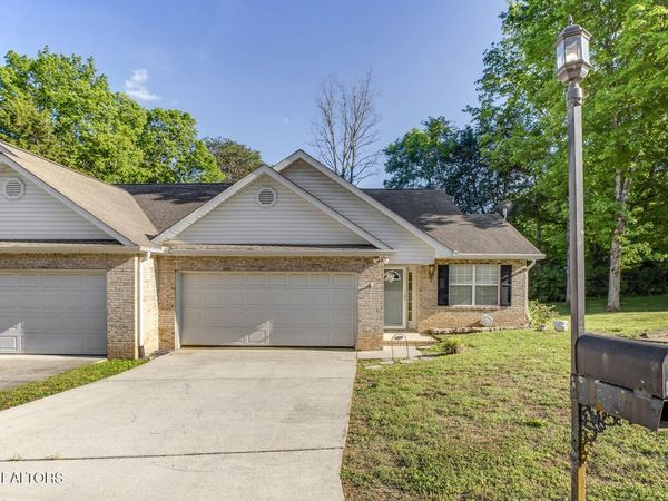 146 Oak Place Circle, Madisonville, TN 37354