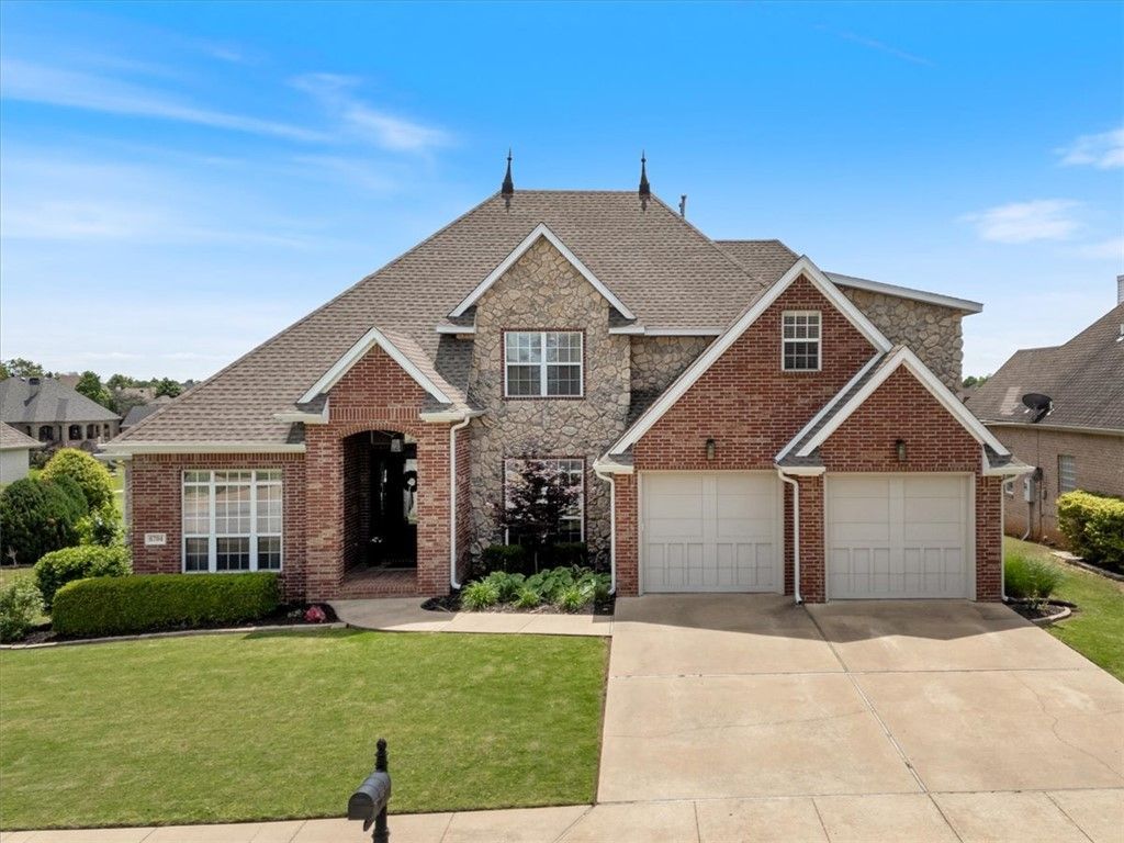 6704 W Shadow Valley Road, Rogers, AR 72758 Main Photo