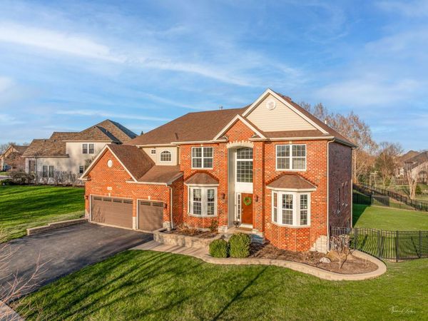 25947 Campbell Lane, Plainfield, IL 60585