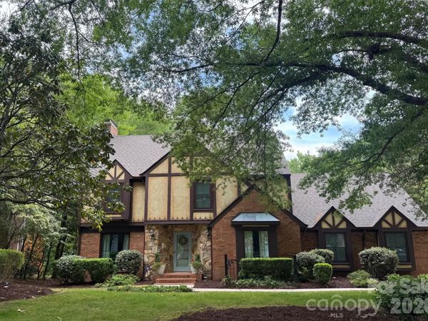 5101 Lindstrom Drive, Charlotte, NC 28226