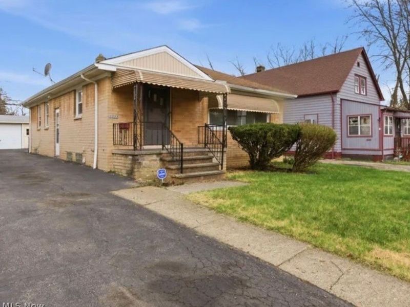 4422 E 141st Street , Cleveland, OH 44128 Photo 3