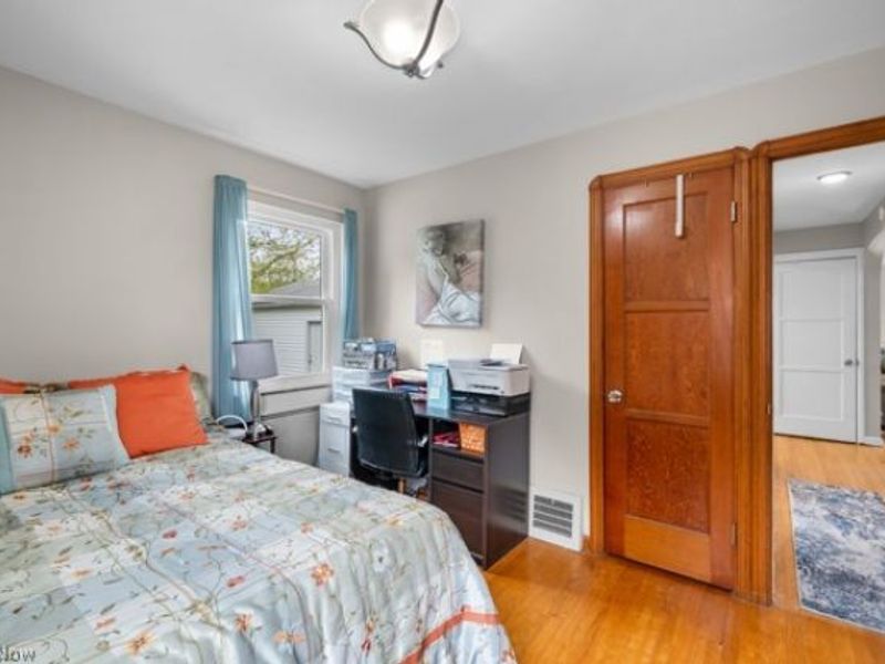 4052 W 223rd Street , Fairview Park, OH 44126 Photo 11