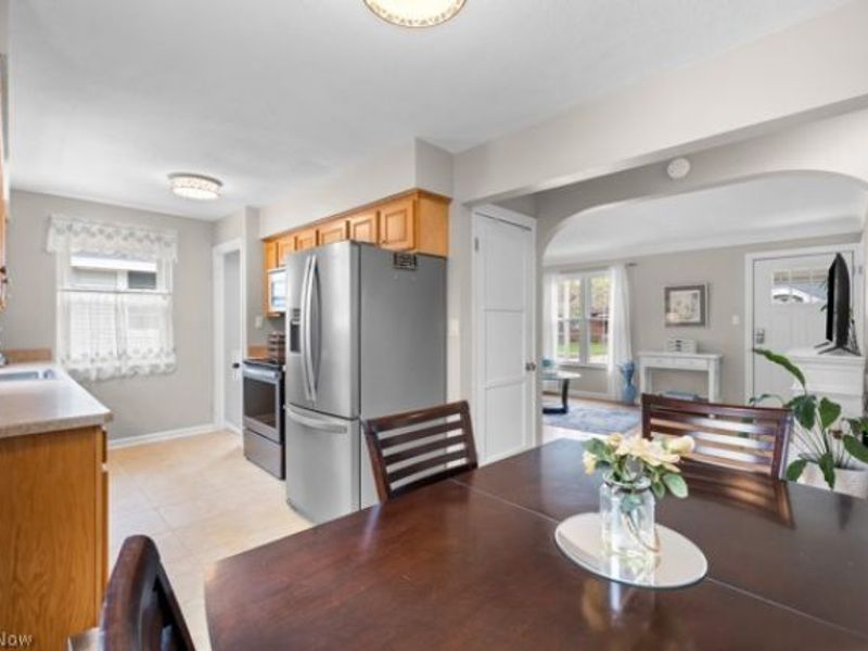 4052 W 223rd Street , Fairview Park, OH 44126 Photo 15