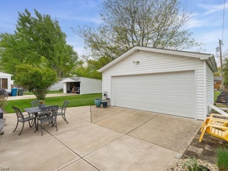 4052 W 223rd Street , Fairview Park, OH 44126 Photo 24