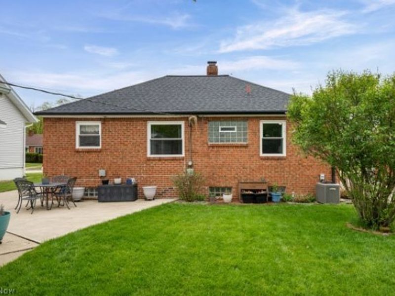 4052 W 223rd Street , Fairview Park, OH 44126 Photo 28