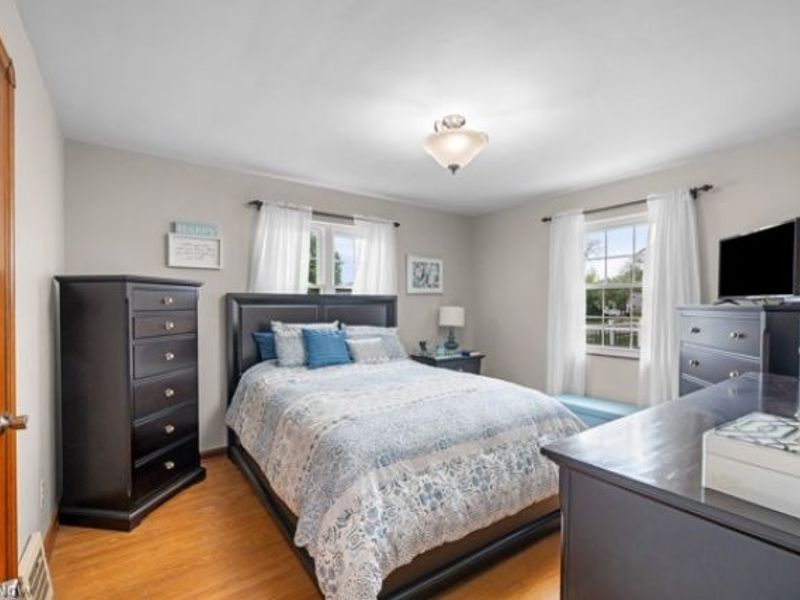 4052 W 223rd Street , Fairview Park, OH 44126 Photo 8
