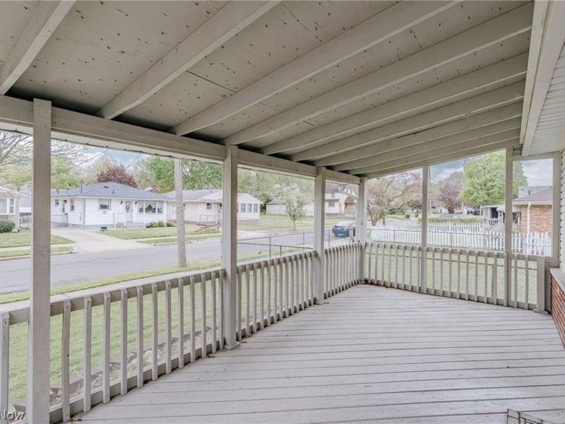 186 Pocantico Avenue , Akron, OH 44312 Photo 3