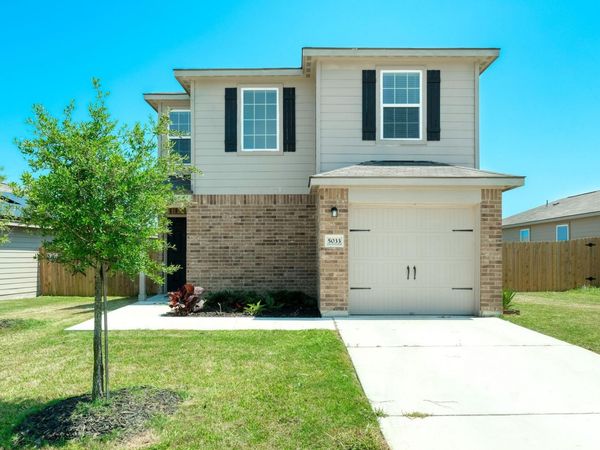 5033 Cressler LN , Jarrell, TX 76537