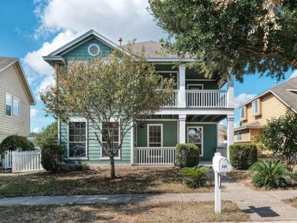 205 Polk , Kyle, TX 78640