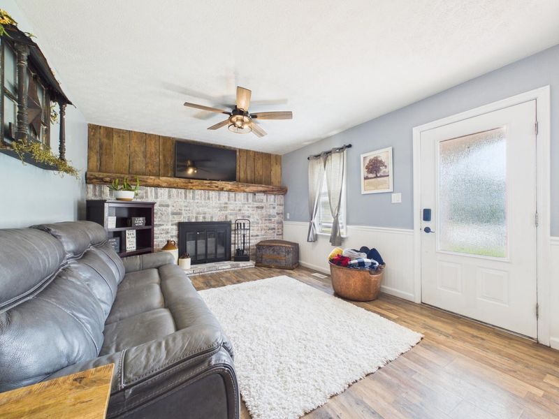 1041 Sugar Grove Road SE, Lancaster, OH 43130 Photo 4