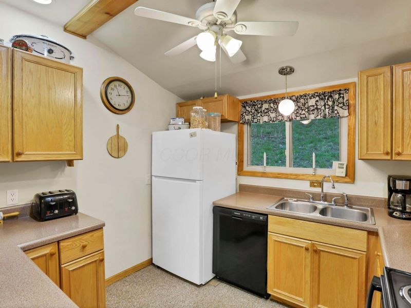 36 Seneca Lane , Sugar Grove, OH 43155 Photo 16