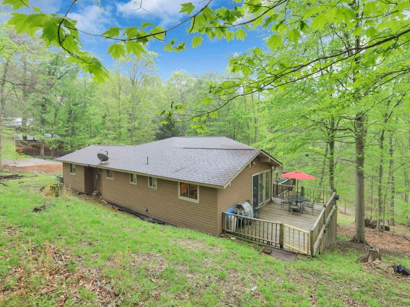 36 Seneca Lane , Sugar Grove, OH 43155 Photo 2