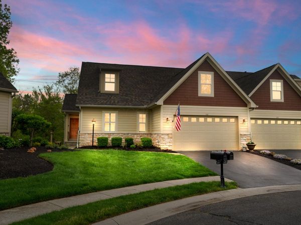 1167 Cross Creeks Ridge , Pickerington, OH 43147