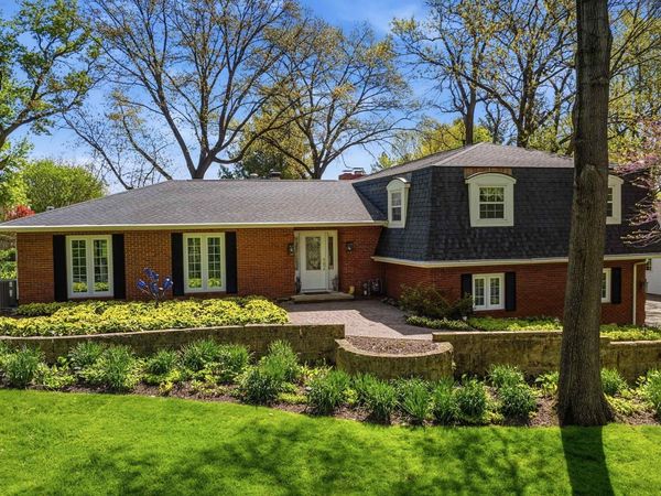 16408 Coventry Lane, Dubuque, IA 52001