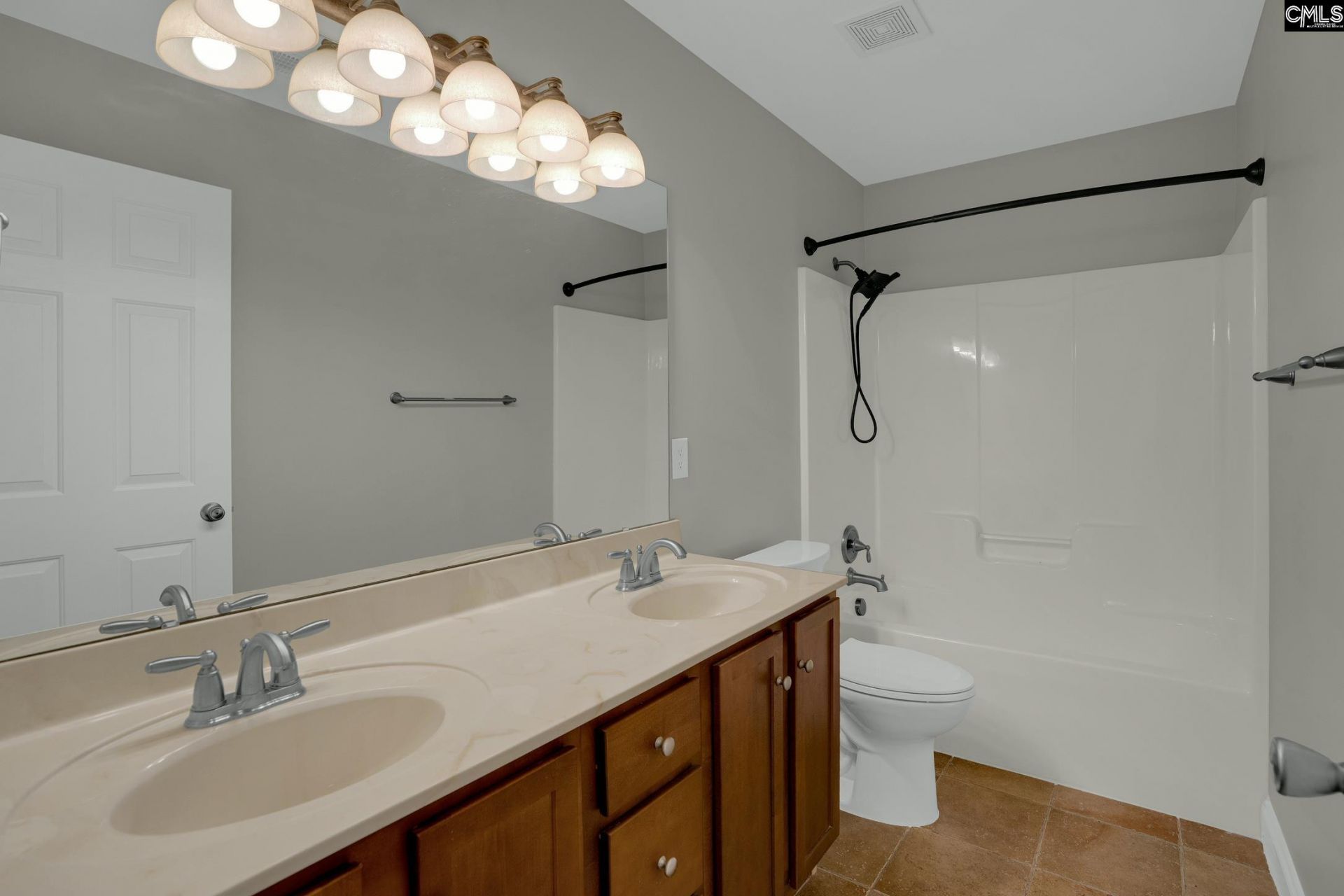47 Waybrook Ct. Photo 26