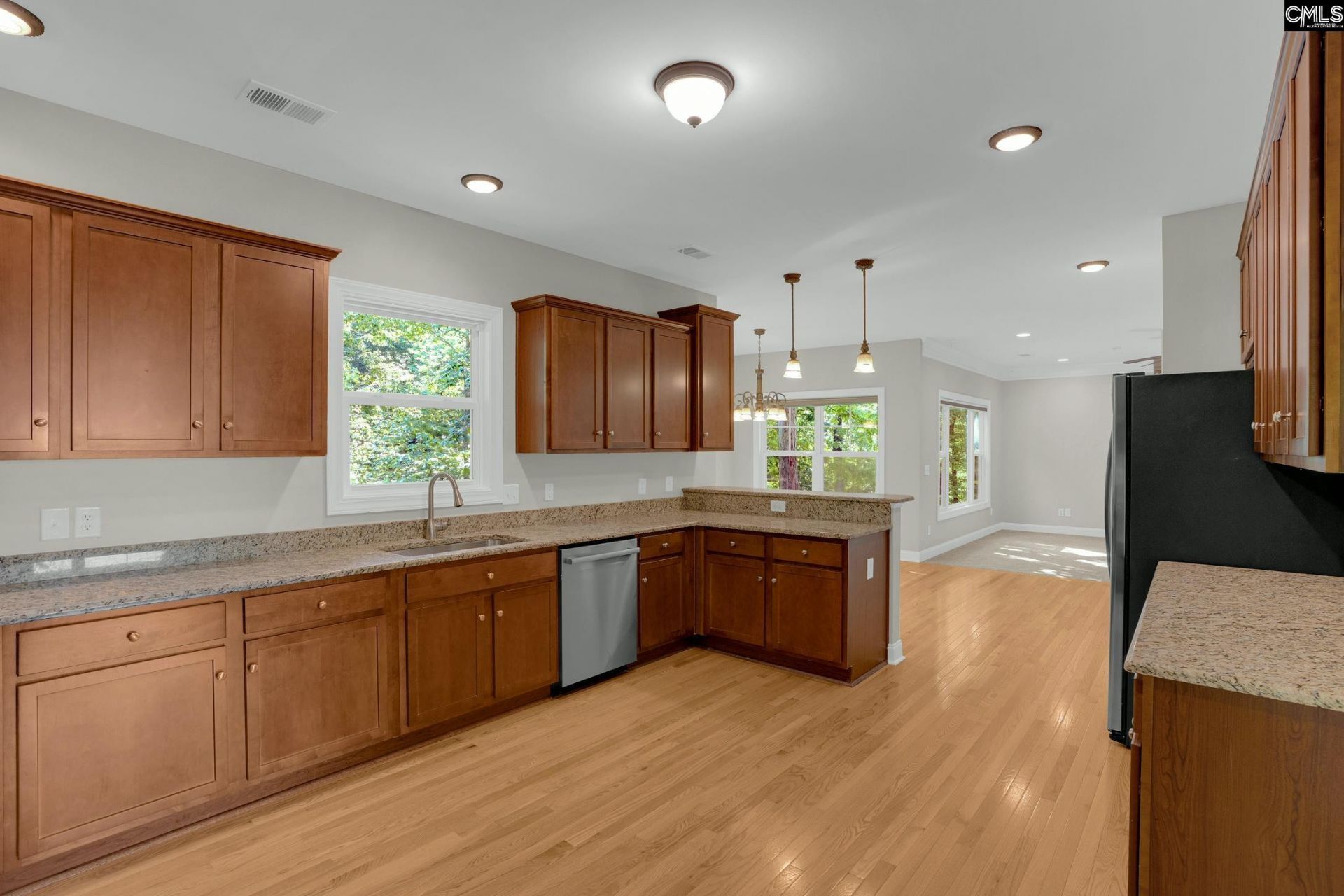 47 Waybrook Ct. Photo 8