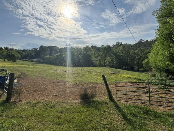 644 Southard Street , Tellico Plains, TN 37385